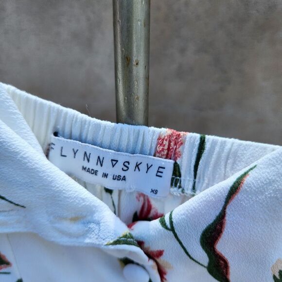 Flynn skye bardot dress white floral - Picture 9 of 10